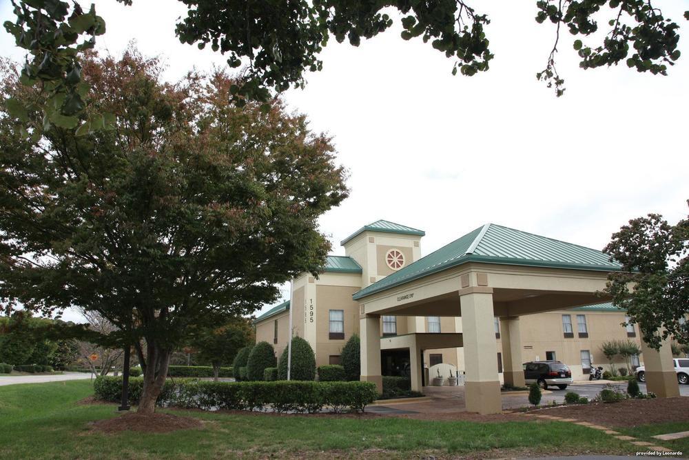 Best Western Plus Edison Inn Garner Exterior photo